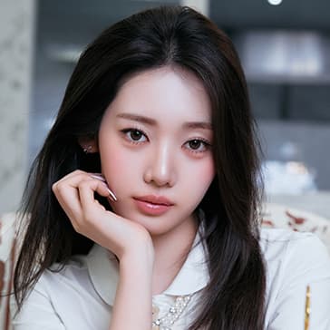 RORA of BABYMONSTER official profile portrait